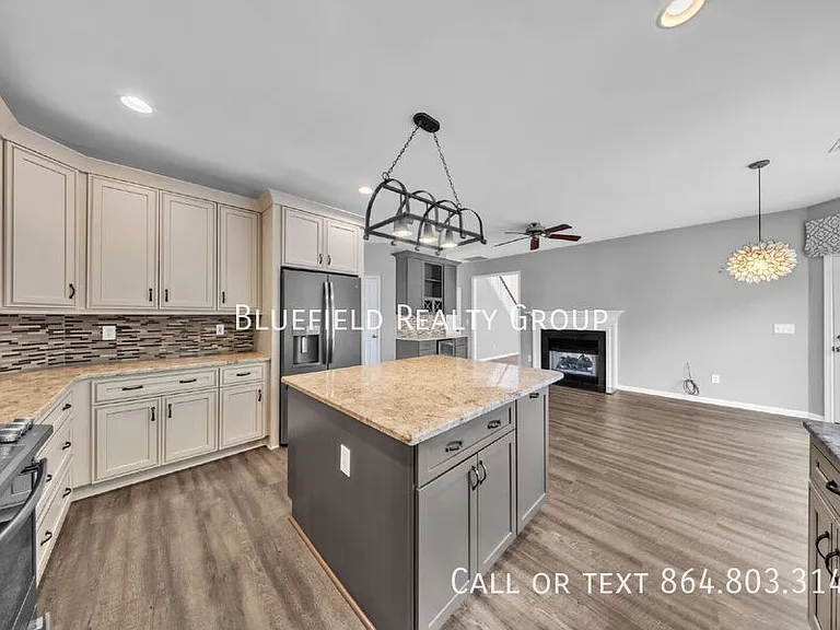417 Summergreen Way — Photo 8