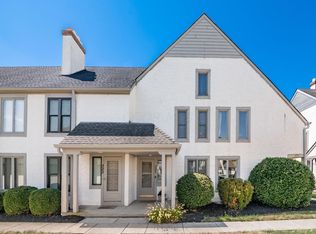 321 Saint Andrews Dr, Dublin, OH 43017