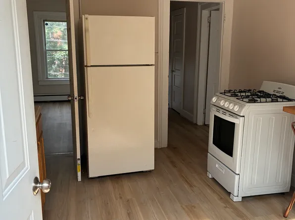 405 Bellevue St #2, Hartford, CT 06120