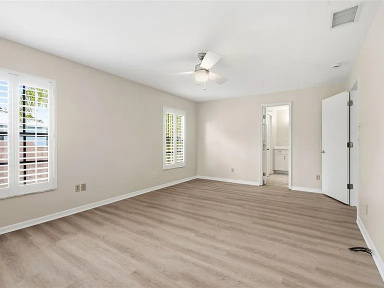 345 Bailey St — Photo 29