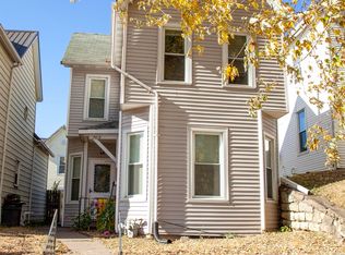 703 Garfield Ave, Dubuque, IA 52001