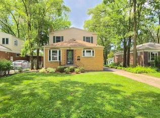 838 S La Grange Rd, La Grange, IL 60525