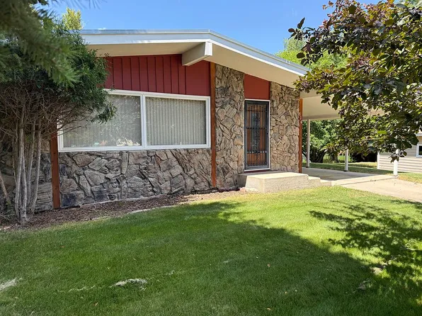 116 Crystal Dr, Lewistown, MT 59457