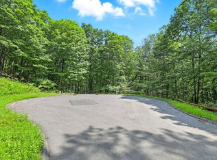 7 Vincent Ln, Armonk, NY 10504