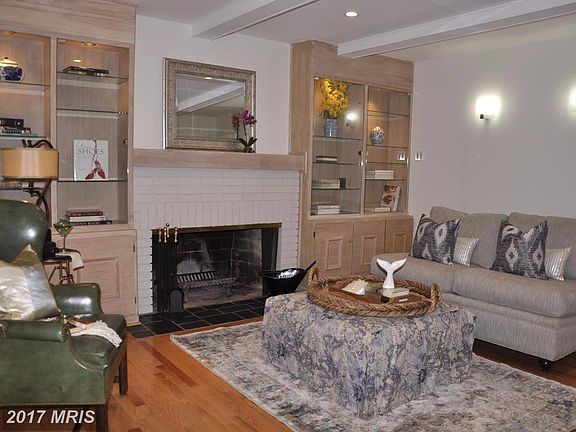 5th image of 4701 Jasmine Dr