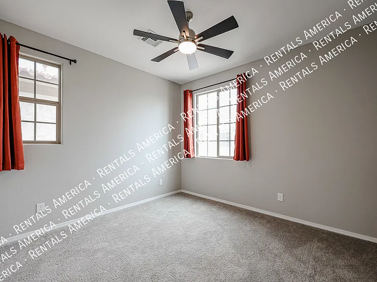 1701 E Dogwood Ln — Photo 23