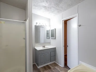 5130 E 21st St — Photo 13
