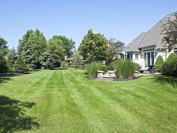 4th image of 6825 Macneil Dr