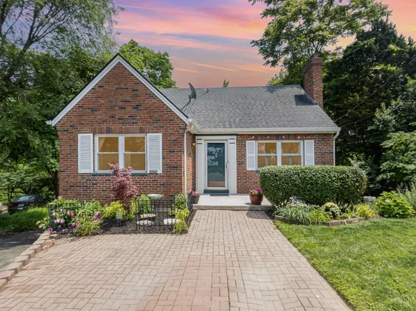 4872 Oaklawn Dr, Cincinnati, OH 45227