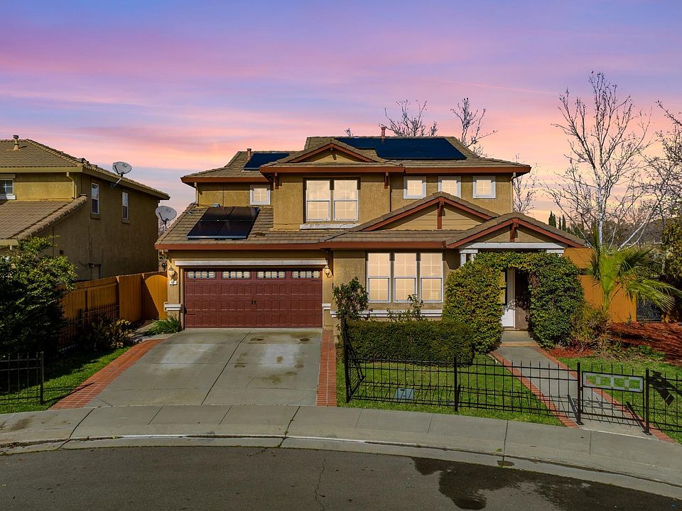1st image of 7 Hazeman Ct