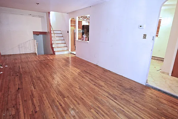 Sold by Bergen Basin Real Estate | media 6
