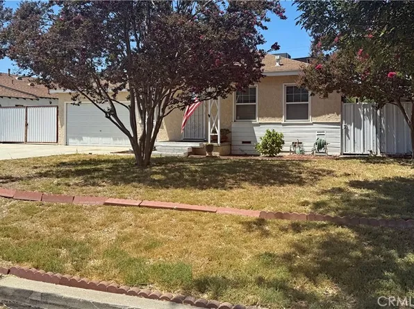 8461 Hatillo Ave, Winnetka, CA 91306