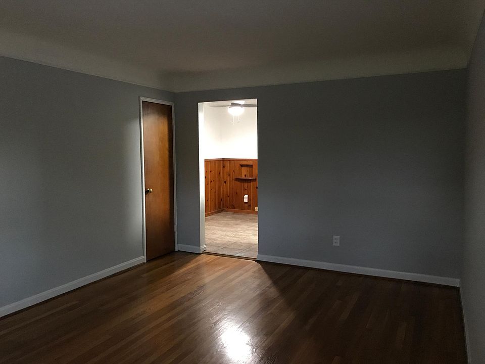 1st image of 3016 Parkview Ave APT 1