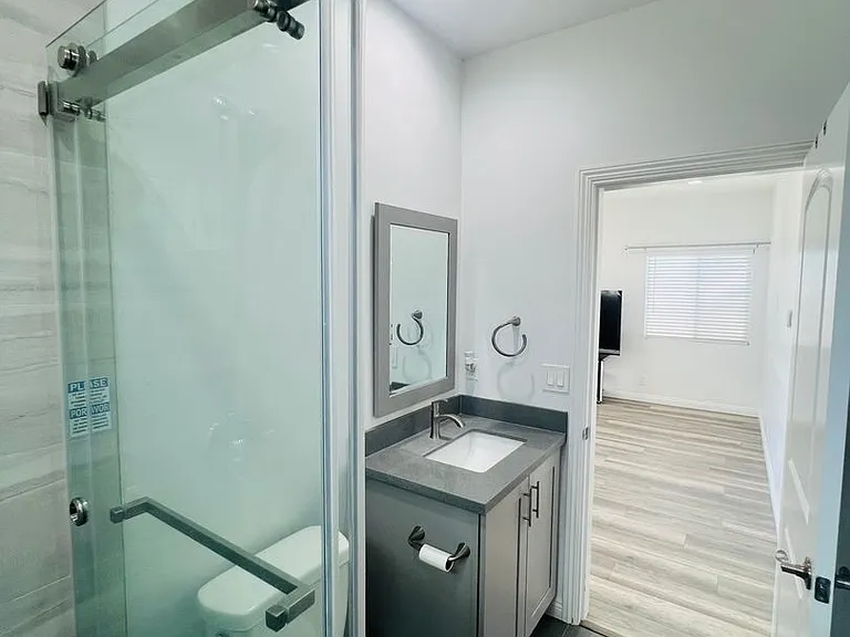 1830 W Bernardy Pl #B — Photo 14