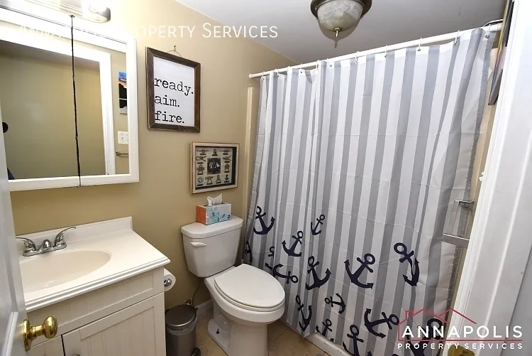 957 Highpoint Dr — Photo 17