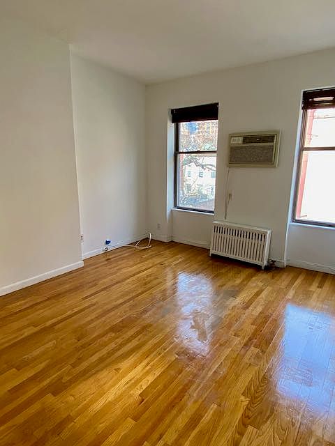 1st image of 251 E 31st St #4R