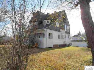 810 E 3rd St, Superior, WI 54880