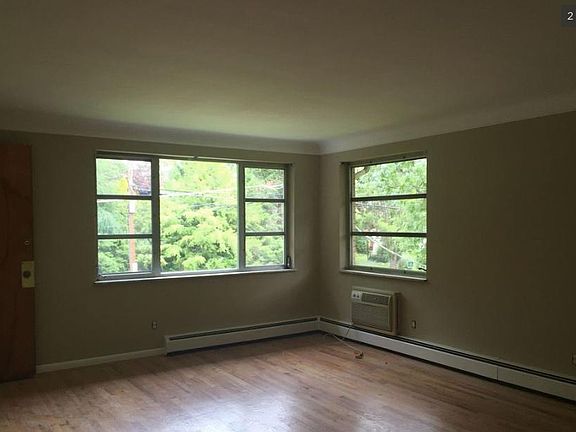5th image of 6789 Siebern Ave APT 4