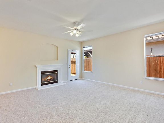 4th image of 9517 Canmoor Cir