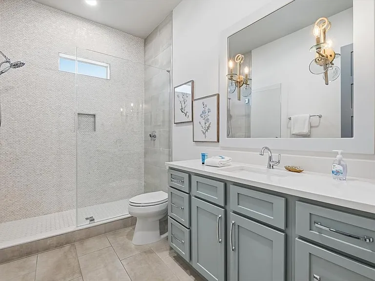 8320 Surf Dr — Photo 64