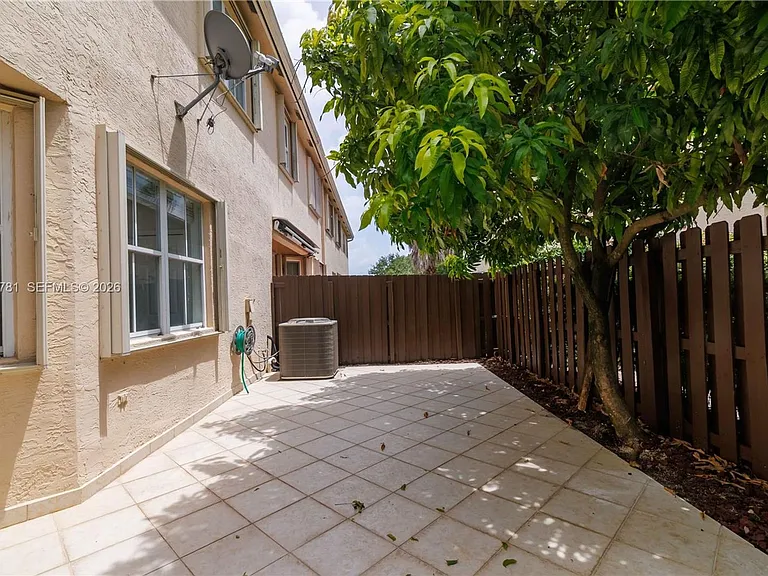 3126 NW 101st Ct — Photo 14