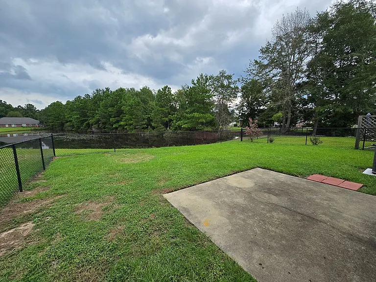 3563 Beacon Dr — Photo 28
