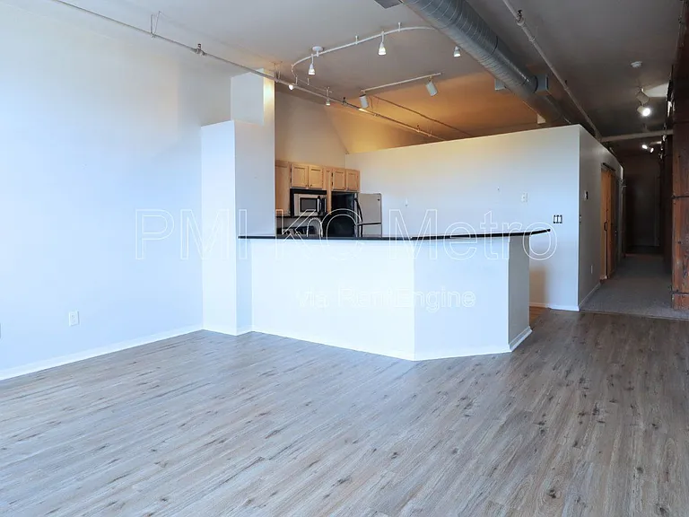 200 Main St #310 — Photo 21