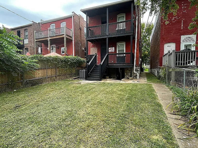 3511 Pennsylvania Ave #1F — Photo 12