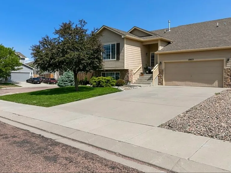 10613 Deer Meadow Cir — Photo 2