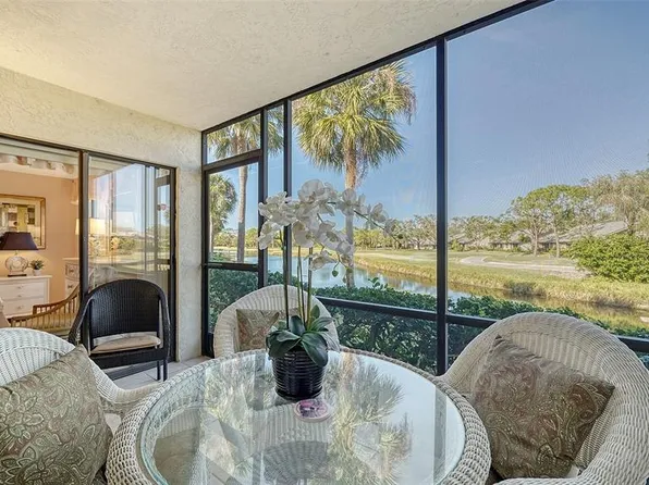 4410 Weybridge #91, Sarasota, FL 34235