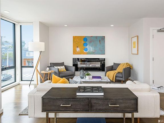 4th image of 3032 Clement St #302