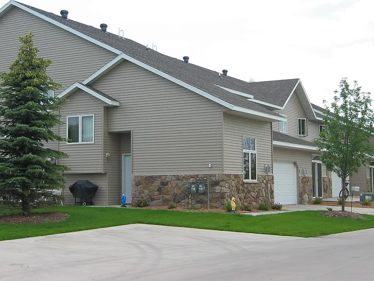 Beaver Creek Townhomes — Photo 12