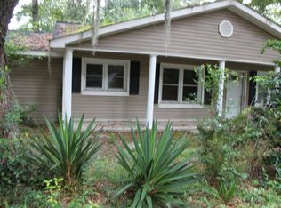 116 Hendricks Ln, Brunswick, GA 31520