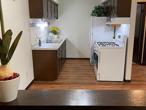 4th image of 6430 W Norwich Ave APT 2