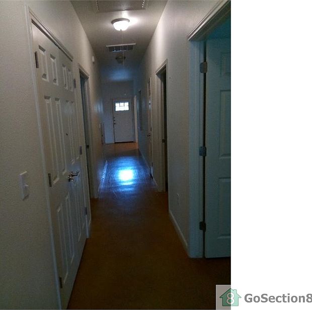 2nd image of 2112 E 8th St