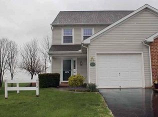 4073 Buttonwood Dr, Mount Joy, PA 17552