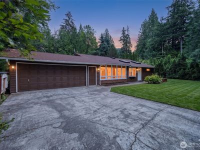 592 Sprague Valley Drive, Maple Falls, WA, 98266