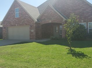 3826 Scarlet Ln, Enid, OK 73703