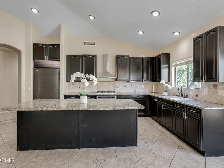 4335 E Fox Cir — Photo 30