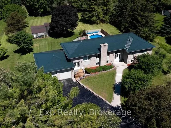 267 County Road 28, Prince Edward County, ON K8N 4Z7