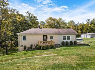 221 Mountain View Rd, Gibsonia, PA 15044