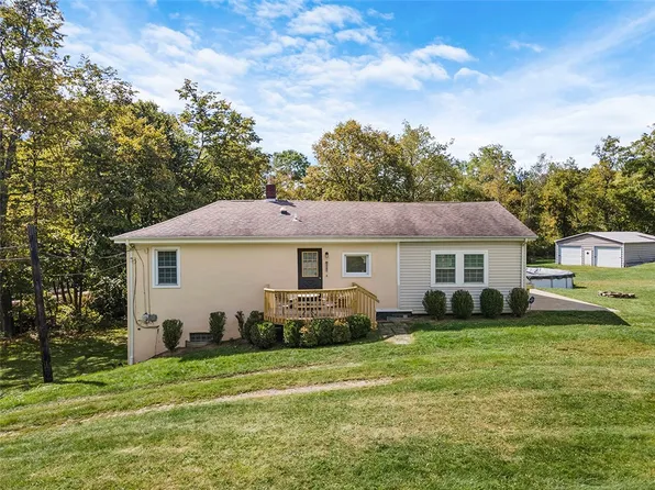 221 Mountain View Rd, Gibsonia, PA 15044