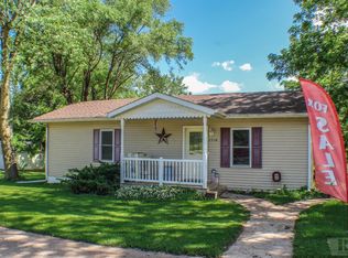 2210 A Ave E, Oskaloosa, IA 52577