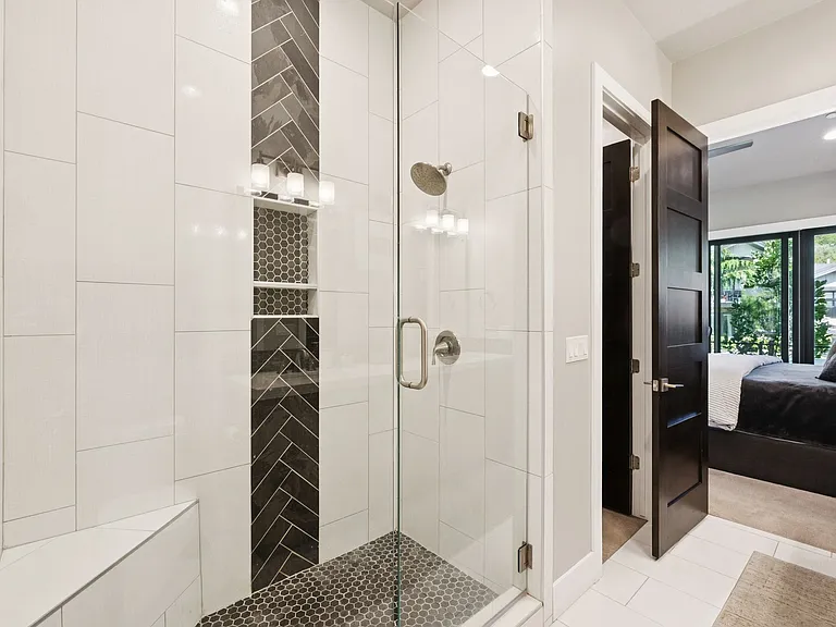 4313 Holly Frost Ct — Photo 31