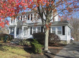 784 County St, Taunton, MA 02780