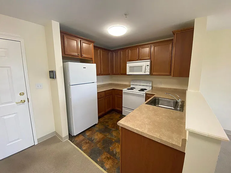 Shore Village Apartments - 55+ Senior Community — Photo 7