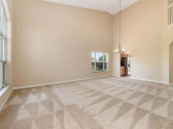 3rd image of 7818 Country Run Pkwy