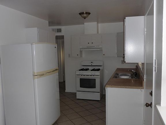 4th image of 9507 Roanoke Dr