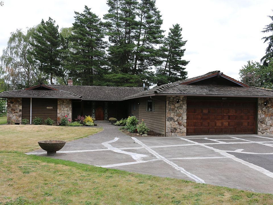 1st image of 4601 NE 62nd Ave