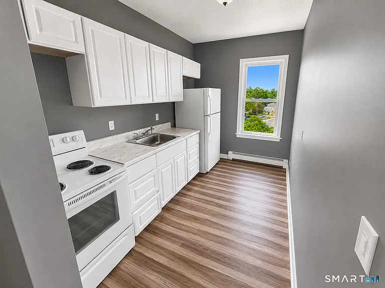 314 Bellevue St #3 — Photo 1